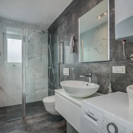 Manuela アパート *