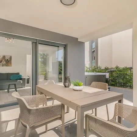 Manuela アパート